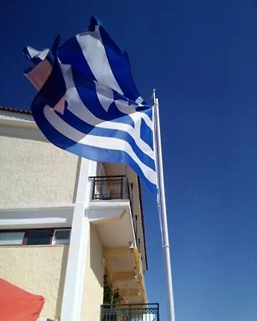 Isaraiko Spiti Agia Theodora Hotel