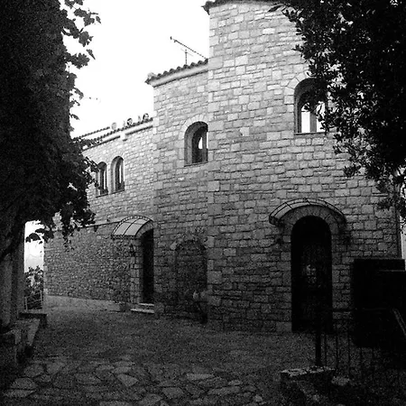 Isaraiko Spiti Agia Theodora 2* Isaris