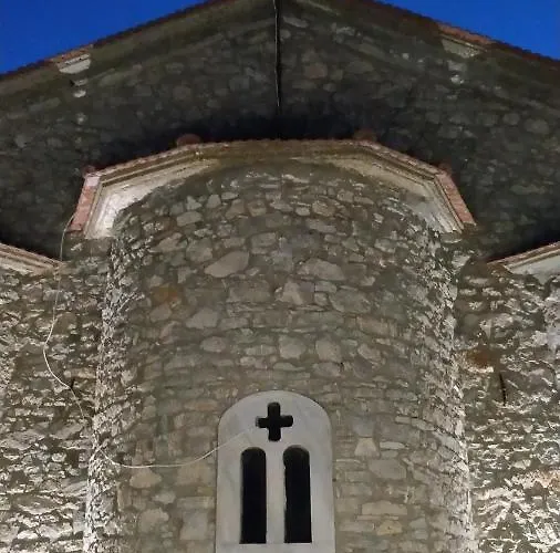 Isaraiko Spiti Agia Theodora 호텔 Isaris