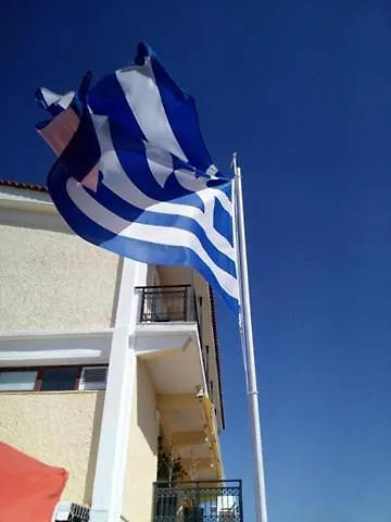 Isaraiko Spiti Agia Theodora Hotel