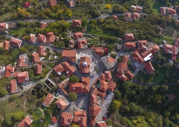 Isaraiko Spiti Agia Theodora 호텔 Isaris